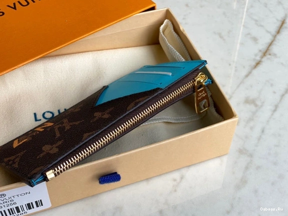 HOLDER LOUIS VUITTON CC 0421